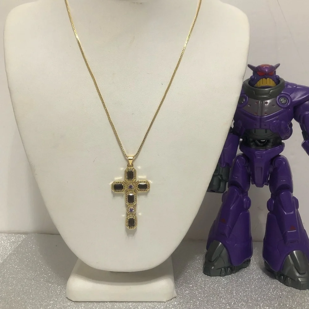 CROSS AMETHYST STAINLESS STEEL NECKLACE